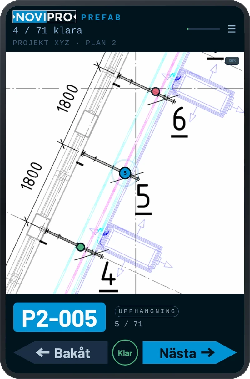 Montageguiden på en läsplatta: planritning med SmartHanger P2-021 markerad och knapparna Bakåt, Klar och Nästa
